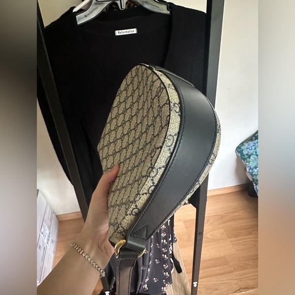 Authentic!! Gucci GG Supreme Small Linea A Shoulder Bag in blue and tan - Picture 8 of 11